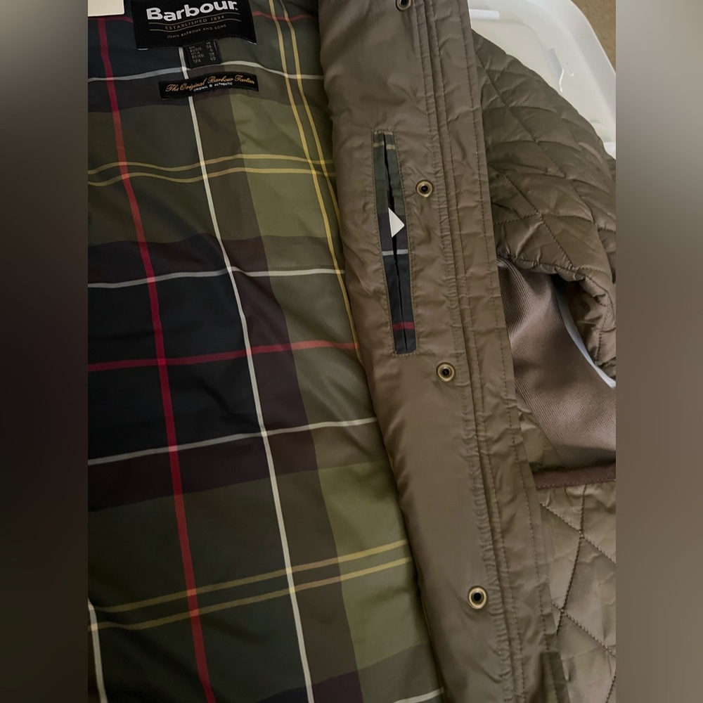 Barbour Quilted Jacket New - Picture 2 of 9